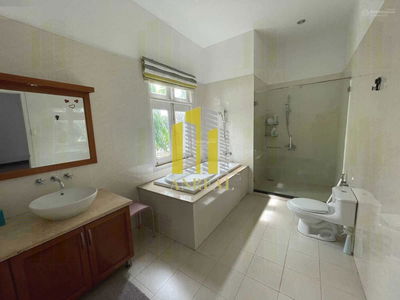 Gehäuse In Nha Be, Vietnam Gehäuse In Nha Be, Vietnam