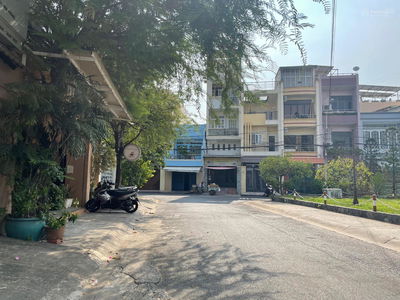 Housing in Ho Chi Minh City, Vietnam Housing in Ho Chi Minh City, Vietnam