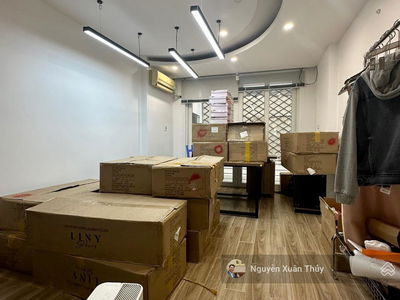 Gehäuse In Hanoi, Vietnam Gehäuse In Hanoi, Vietnam