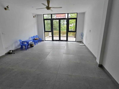 Gehäuse In Ha GJong, Vietnam Gehäuse In Ha GJong, Vietnam