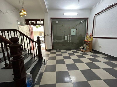 Gehäuse In Ha GJong, Vietnam Gehäuse In Ha GJong, Vietnam