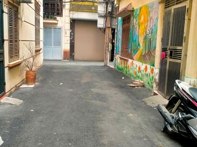 Housing in Hanoi, Vietnam Housing in Hanoi, Vietnam