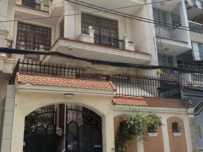 Housing in Ho Chi Minh City, Vietnam Housing in Ho Chi Minh City, Vietnam