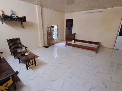 Gehäuse In Ha GJong, Vietnam Gehäuse In Ha GJong, Vietnam