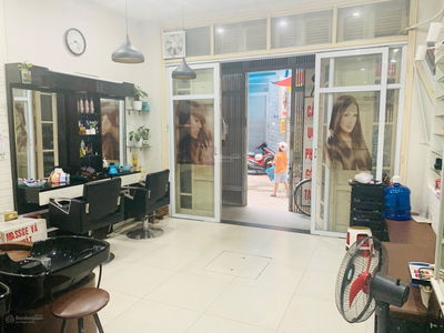 Gehäuse In Ha GJong, Vietnam Gehäuse In Ha GJong, Vietnam