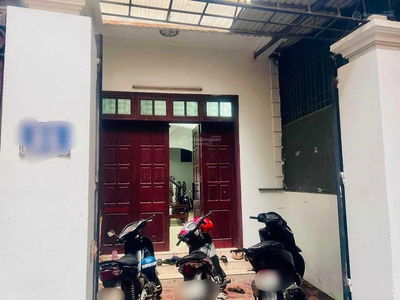 Gehäuse In Ha GJong, Vietnam Gehäuse In Ha GJong, Vietnam