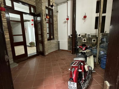 Жилье в Hanoi, Vietnam Жилье в Hanoi, Vietnam