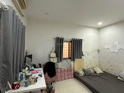 Housing in Hanoi, Vietnam Housing in Hanoi, Vietnam