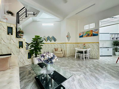 Housing in Ho Chi Minh City, Vietnam Housing in Ho Chi Minh City, Vietnam