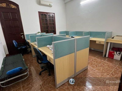 Gehäuse In Hanoi, Vietnam Gehäuse In Hanoi, Vietnam