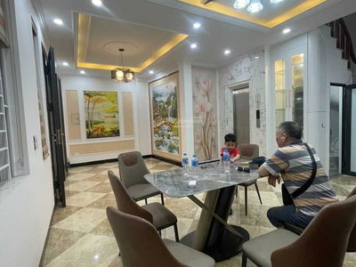 Gehäuse In Hanoi, Vietnam Gehäuse In Hanoi, Vietnam