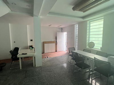 Gehäuse In Hanoi, Vietnam Gehäuse In Hanoi, Vietnam