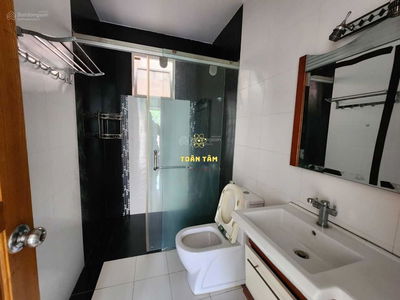 Gehäuse In Nha Be, Vietnam Gehäuse In Nha Be, Vietnam