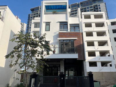 Gehäuse In Nha Be, Vietnam Gehäuse In Nha Be, Vietnam