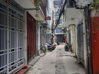 Gehäuse In Hanoi, Vietnam Gehäuse In Hanoi, Vietnam