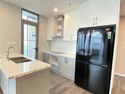 The Nine, Vietnam The Nine, Vietnam