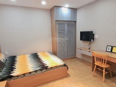 Phan Xich Long Street, Vietnam  Phan Xich Long Street, Vietnam