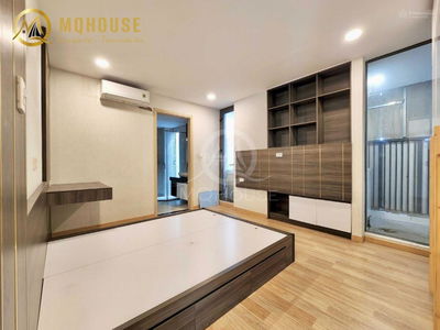 Le Van Sy Street, Vietnam Le Van Sy Street, Vietnam