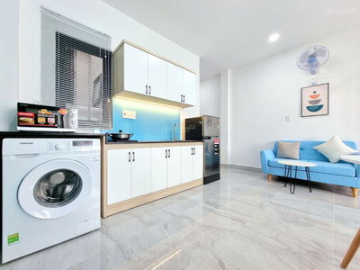 Phan Dang Luu Street, Vietnam  Phan Dang Luu Street, Vietnam