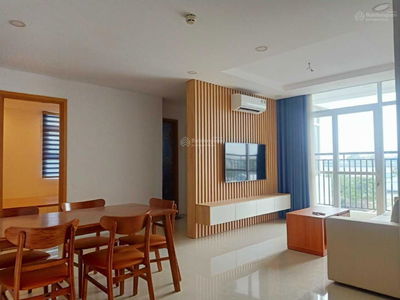 Him Lam Phu Dong, Vietnam Him Lam Phu Dong, Vietnam