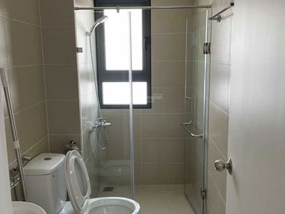 Topaz Twins, Vietnam Topaz Twins, Vietnam