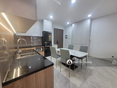 The Peak, Vietnam The Peak, Vietnam